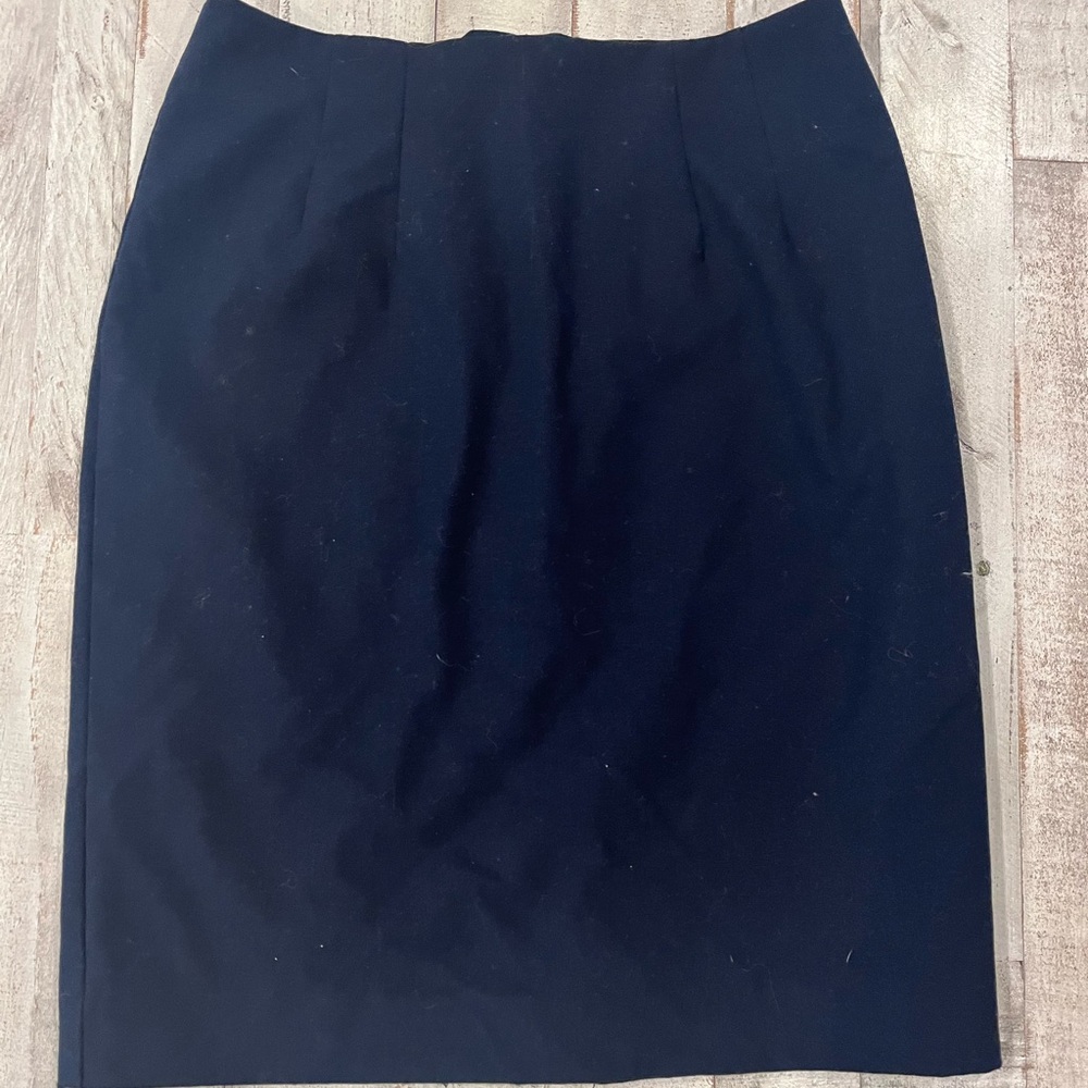 Navy H&M pencil skirt